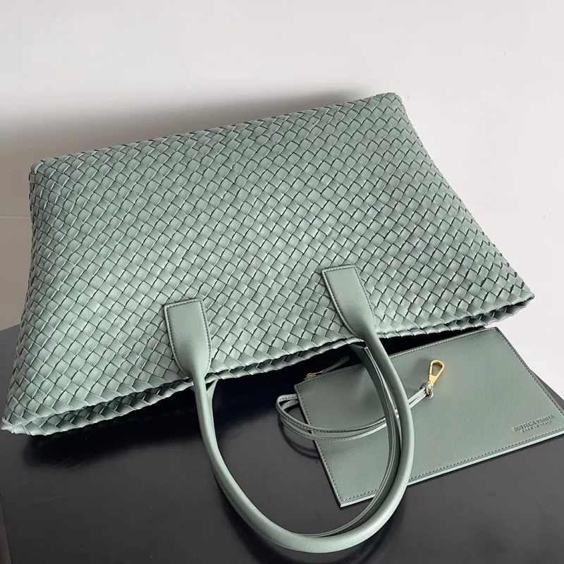 All categories 💚 Authentic bags 💚 BV 2025 new BV handbags